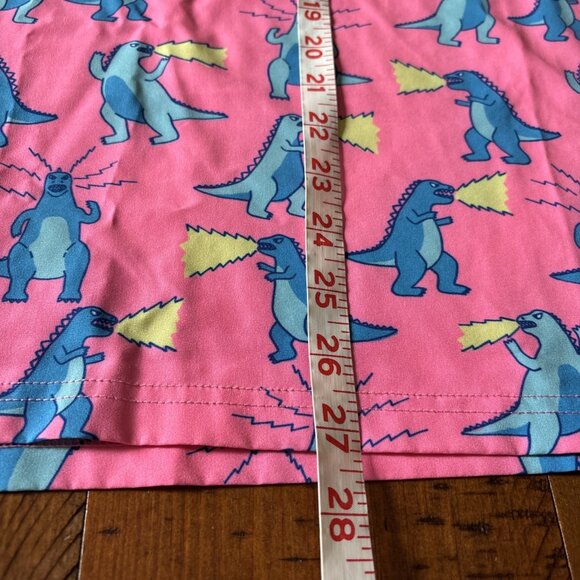 Men’s Chubbies Hear Me Roar Pink Dinosaurs Shirt Size Medium Indi Surf - Picture 5 of 7